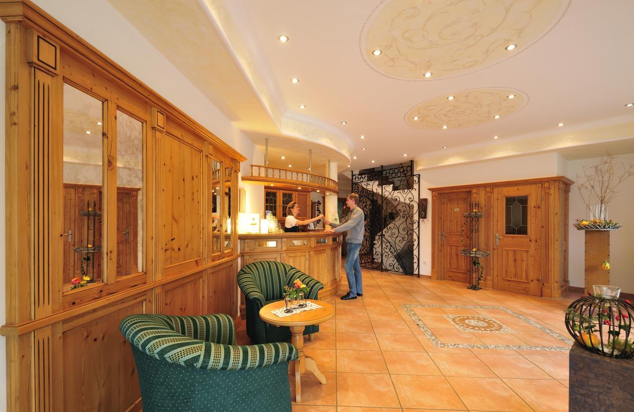 Landhotel Gruener Baum Westendorf  Kültér fotó